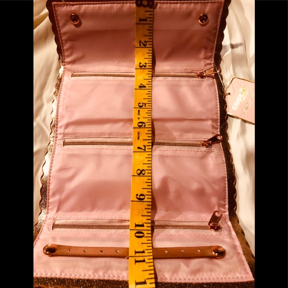 Capellini NWT ROSE GOLD EVER AFTER JEWELRY ROLL - Picture 2 of 3